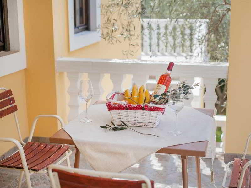 Apartments Harmony Utjeha Εξωτερικό φωτογραφία
